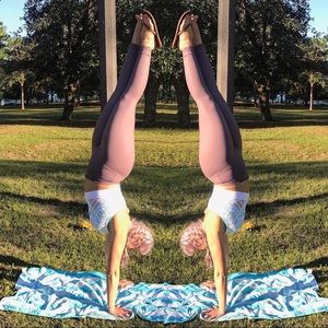 ONZIE Fishnet Lavender Leggings